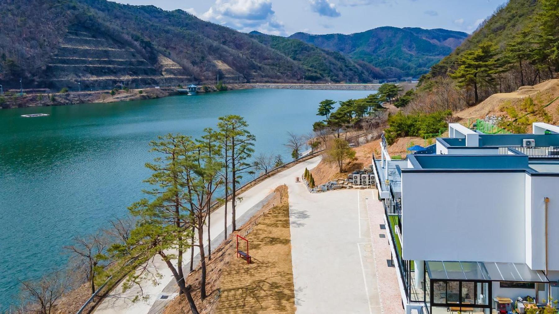 Chungnam Cheongyang Kongmaea Poolvilla Dış mekan fotoğraf